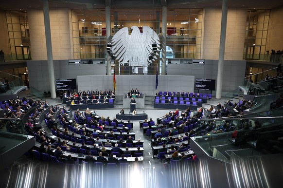 epa12549428 German Chancellor Friedrich Merz speaks during a budget debate at the German parliament Bundestag in Berlin, Germany, 26 November 2025. EPA/HANNIBAL HANSCHKE