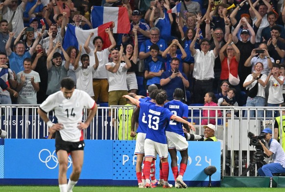 Joy of Jean-Philippe Mateta and other players France vs Egypte, Mens football, France vs Egypte, semi-finale during the Olympic Games, Olympische Spiele, Olympia, OS Paris 2024 JO 2024 : FOOTBALL - Fr ...