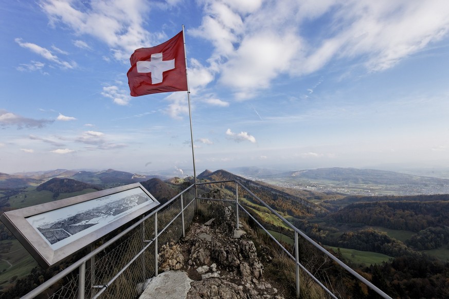 die Aussicht auf das Mittelland von der Belchenflue