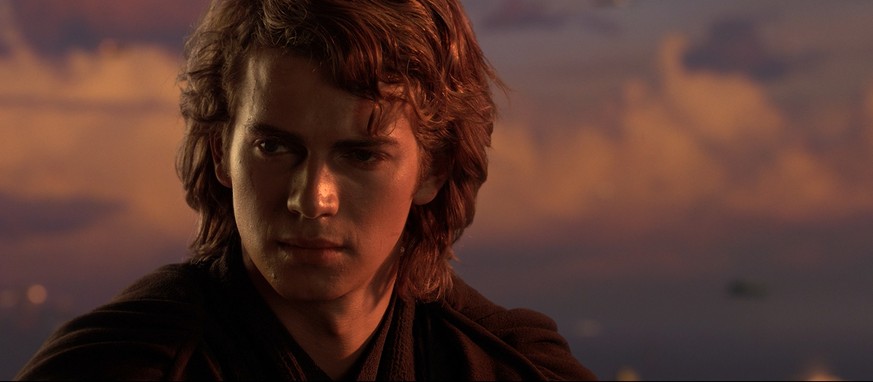 anakin skywalker hayden christiansen https://www.reddit.com/r/StarWars/comments/3phn62/heres_my_theory_on_kylo_ren/