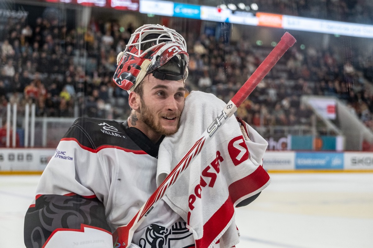 Torhueter Kevin Pasche (33, LHC) im Eishockey Meisterschaftsspiel der National League zwischen dem EHC Biel und dem Lausanne HC, am Samstag, 06. Dezember 2025, in der Tissot Arena in Biel. (KEYSTONE/J ...