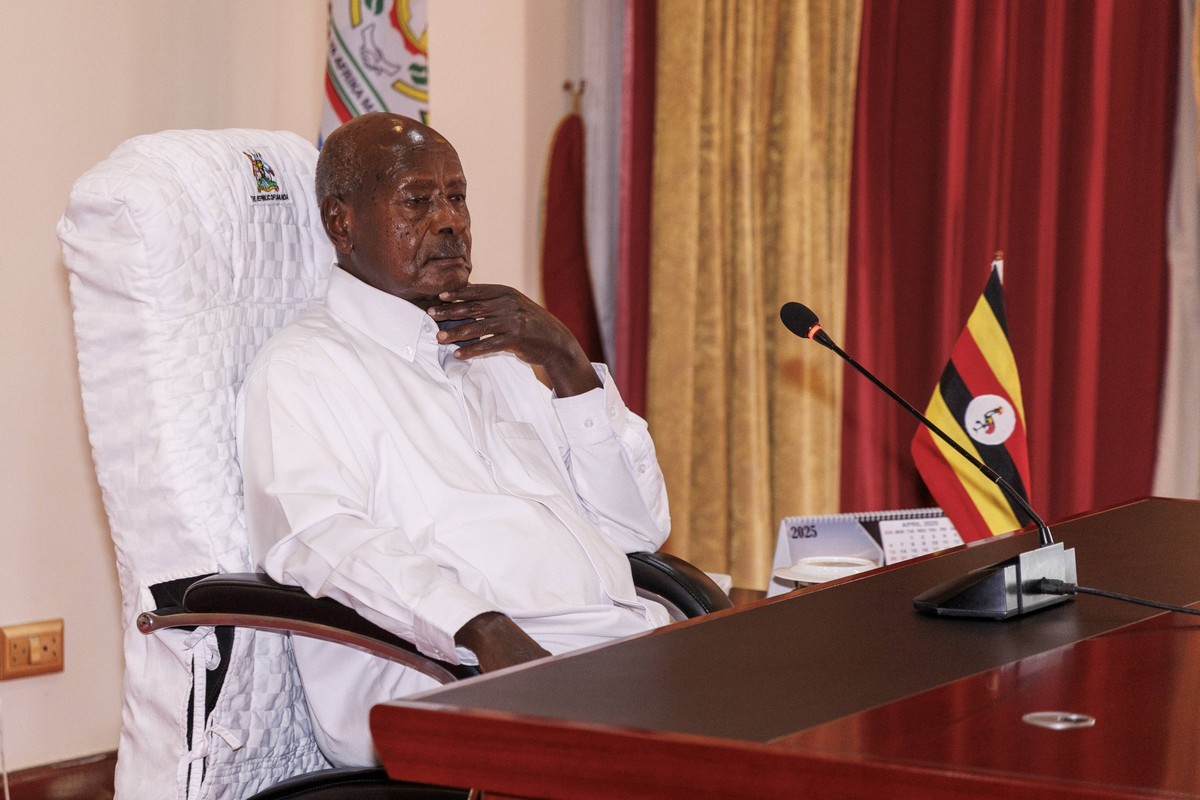 President of Uganda Yoweri Kaguta Museveni pictured , Friday 25 April 2025, in Kampala, Uganda. Belgian minister Prevot is on a diplomatic mission to East and Central Africa from 25 to 29 April to con ...