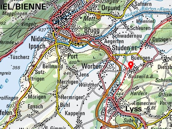 In Busswil BE bei Biel ist am Samstag ein Bauzug entgleist. Die Regionalexpress-Linie Bern Biel und die Berner S-Bahn-Strecke 3 sind bis voraussichtlich Montagmorgen unterbrochen.