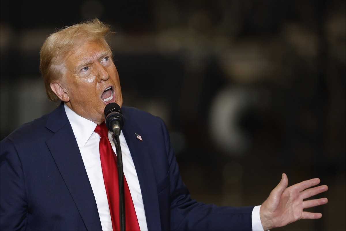 Republican presidential nominee former President Donald Trump speaks at a campaign event in Mint Hill, N.C., Wednesday, Sept. 25, 2024. (AP Photo/Nell Redmond)
Donald Trump