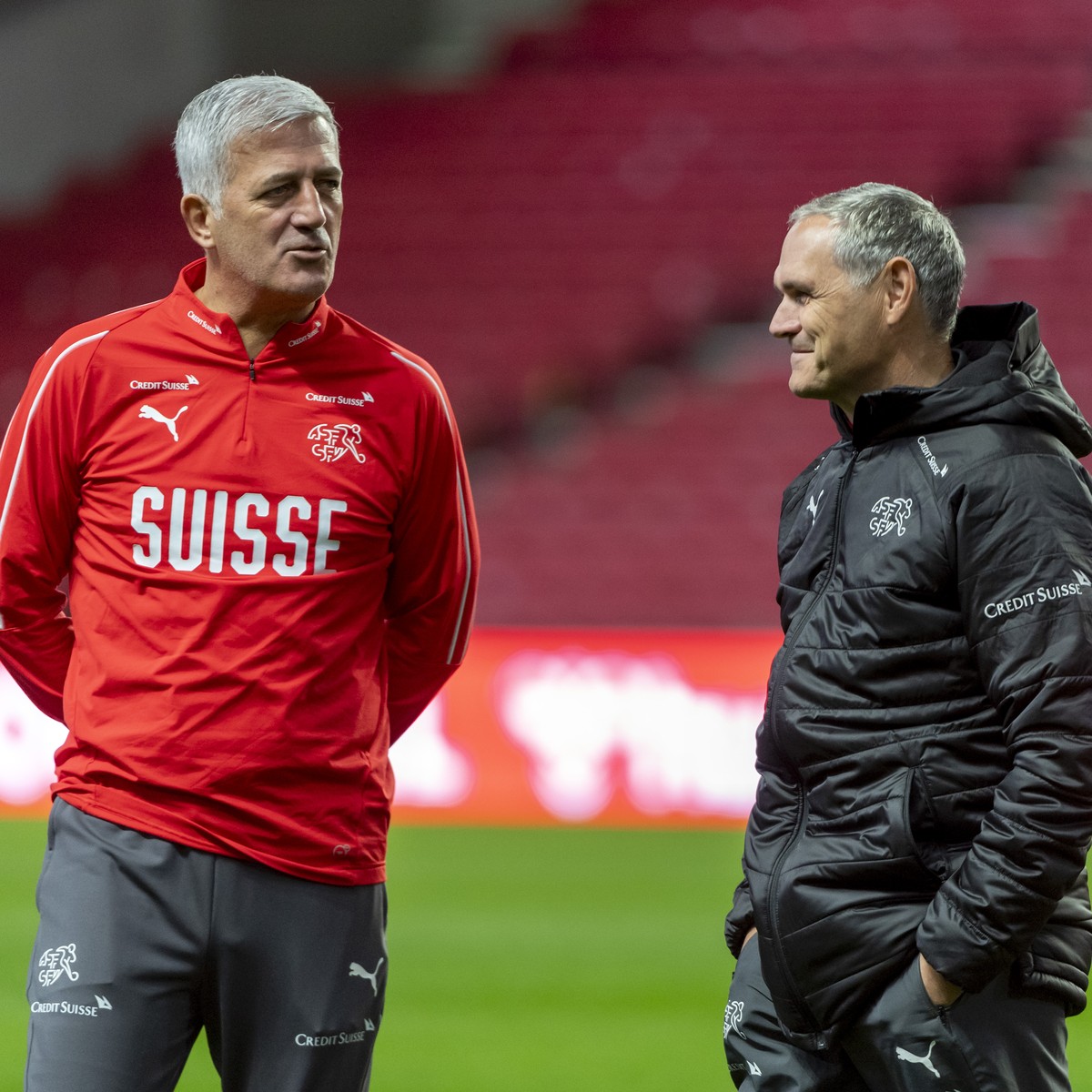 Switzerland's head coach Vladimir Petkovic, left, and Pierluigi Tami, director of the national team, right, during a training session a day before the UEFA Euro 2020 qualifying Group D soccer mat ...