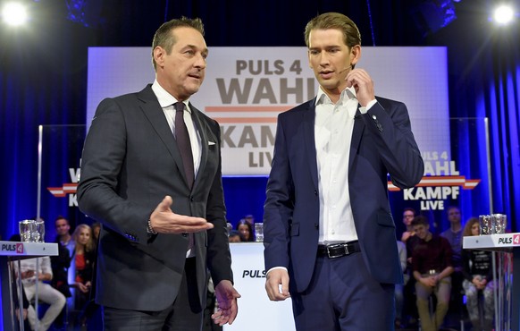 ABD0028_20171008 - WIEN - ÖSTERREICH: FPÖ-Spitzenkandidat Heinz-Christian Strache (L) und ÖVP-Spitzenkandidat Sebastian Kurz am Sonntag, 8. Oktober 2017, anl. eines TV-Duells in Wien. Am 15. Oktober 2 ...