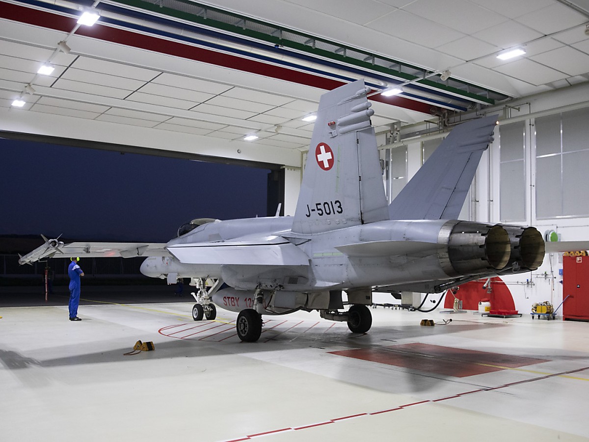 Les F/A-18 bas