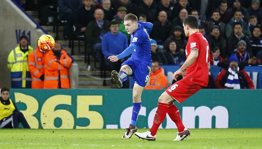 Vardy lässt die Granate fahren.