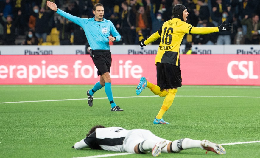 YBs Christian Fassnacht feiert seinen Treffer zum 1-0 im Fussball Meisterschaftsspiel der Super League zwischen den Berner Young Boys und dem FC Lugano, am Samstag, 29. Januar 2022, im Stadion Wankdor ...