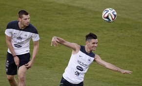 Rémy Cabella (rechts) kam in Brasilien nicht zum Einsatz.