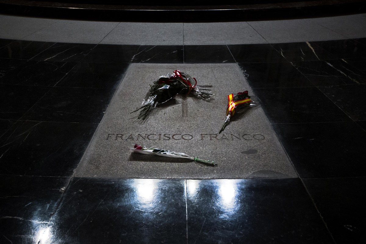 A view of Spanish former dictator General Francisco Franco's tomb in his mausoleum in the Valle de los Caidos (Valley of the Fallen), near Madrid, Spain, Thursday, Nov. 20, 2014. Thursday marks t ...