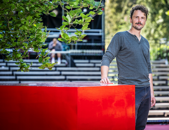 Theater an der Ruhr in Mülheim an der Ruhr ** NUR FÜR REDAKTIONELLE ZWECKE ** EDITORIAL USE ONLY **<p>Alexander Klessinger bereiten am Montag, 12.08.2024, im Raffelberger Park die Premiere des S ...