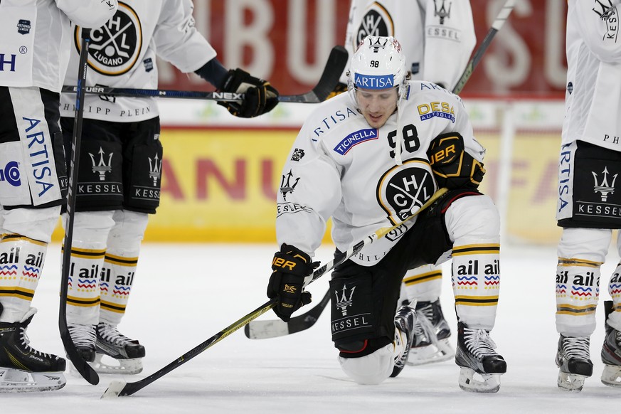 Luganos Damien Brunner nach der Niederlage im Eishockey Meisterschaftsspiel der National League zwischen dem EHC Biel und dem HC Lugano, am Freitag, 2. Februar 2018, in der Tissot Arena in Biel. (KEYS ...