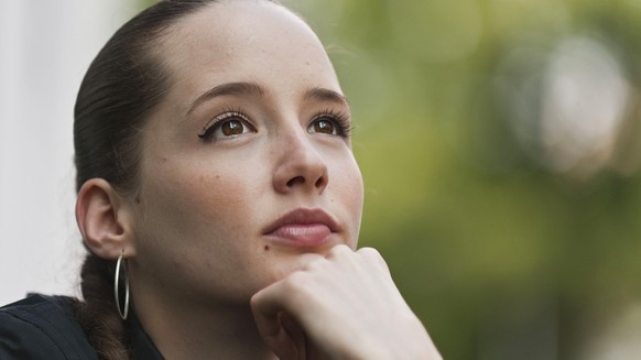 Portrait of rapper Stefanie Peter, also known as &quot;Steff la Cheffe&quot;, pictured on July 29, 2010, in Berne, Switzerland. (KEYSTONE/Alessandro della Valle)

Portrait der Rapperin Stefanie Peter  ...