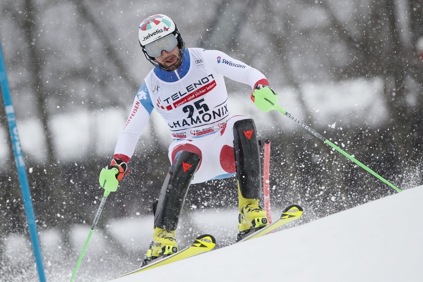 Switzerland&#039;s Luca Aerni speeds down the course during an alpine ski, men&#039;s World Cup slalom, in Chamonix, Saturday, Jan. 30, 2021. (AP Photo/Gabriele Facciotti)