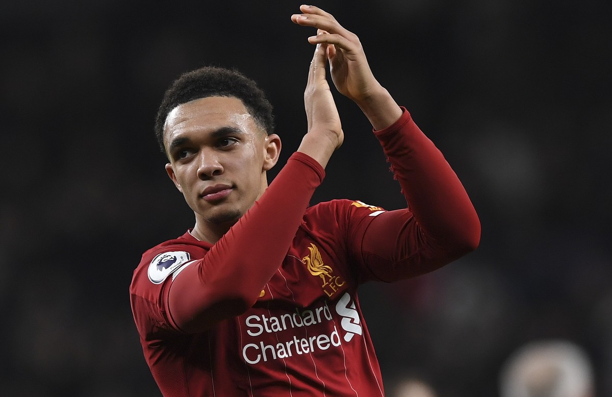 epa08120578 Liverpool's Trent Alexander-Arnold reacts after the English Premier League soccer match between Liverpool and Tottenham Hotspur held at Tottenham Hotspur Stadium in north London, Brit ...