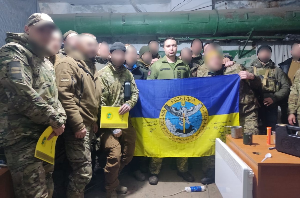 Der Chef des ukrainischen Militärgeheimdienstes HUR (auch GUR genannt), Kyrylo Budanow, bei einem Truppenbesuch 2022.