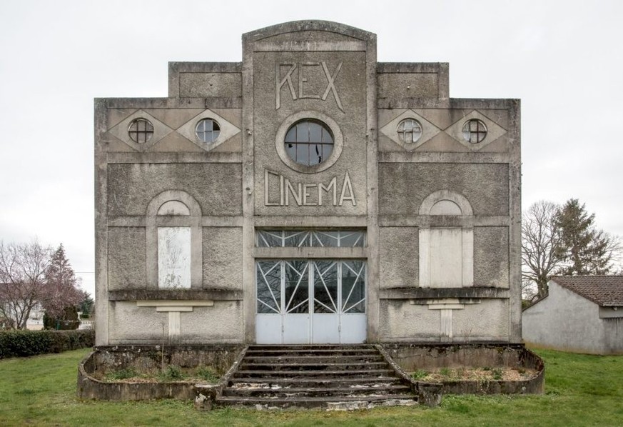 Weird France! Skurrile Gebäude und Strassenattraktionen in Frankreich. https://www.archive-arn.fr/