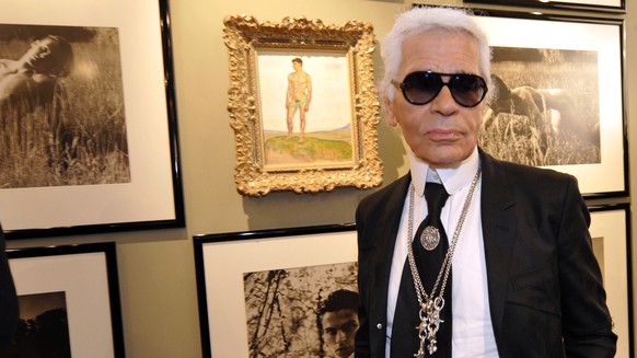 epa07380451 (FILE) - German fashion deisgner Karl Lagerfeld attends the international art exhibition for contemporary art, Art Basel, in Basel, Switzerland, 09 June 2009. According to media reports, L ...