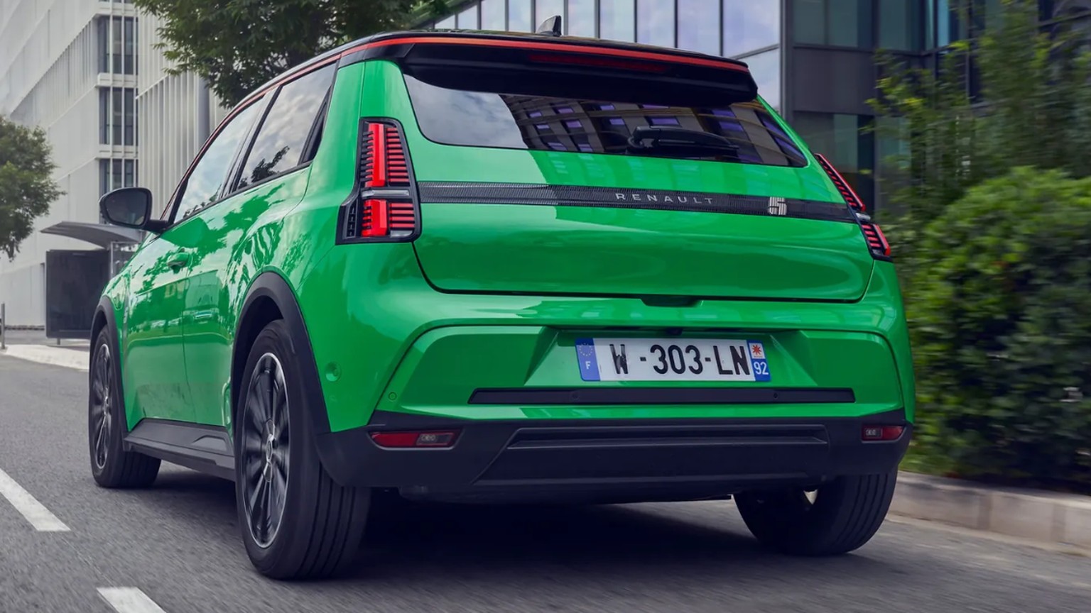 Unser Testauto in Grün: Den R5 gibt es auch in Gelb, Blau, Schwarz und Weiss.