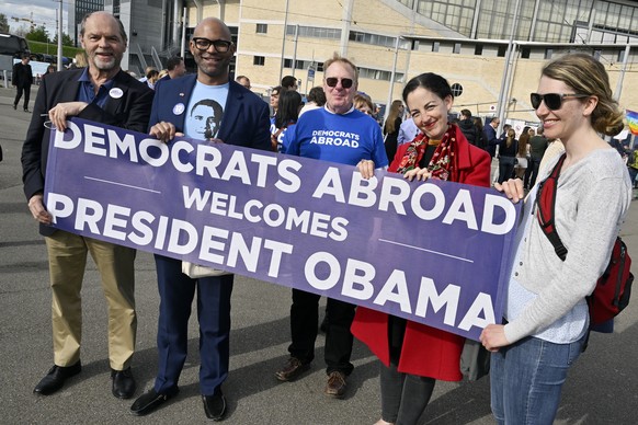 Barack Obama supporters wait outside the Hallenstadion, Saturday, April 29, 2023, in Zurich, Switzerland.  On Saturday evening, former US President Barack Obama will appear in Switzerland for the first ...