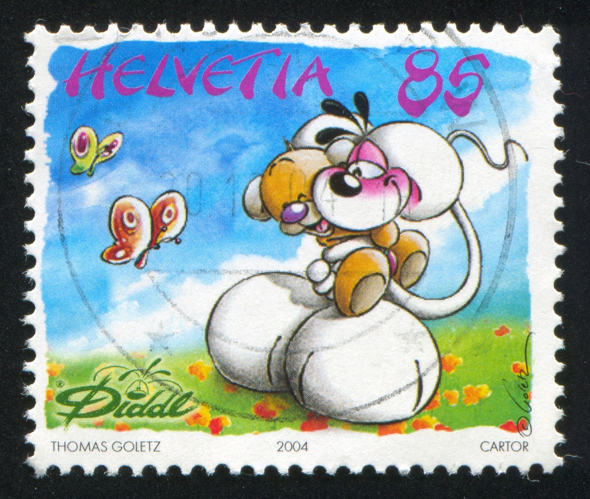 Mouse with teddy bear by Thomas Goletz, SWITZERLAND - CIRCA 2004: stamp printed by Switzerland, shows Mouse with teddy bear by Thomas Goletz, circa 2004
Diddle