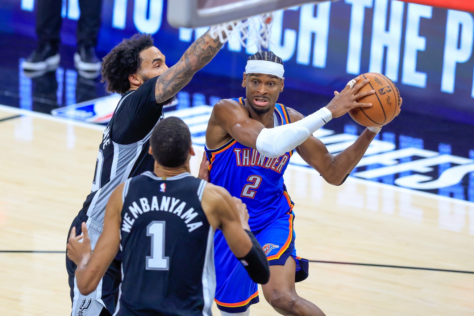 Kaltstart für Oklahoma City Thunder ++ Golden Knights mit zweitem Break