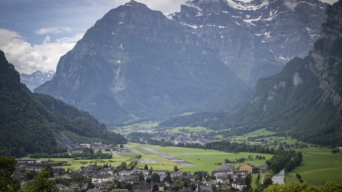 Angebot-von-Privatzimmern-beschr-nkt-Das-ESAF-will-in-Glarus-ein-Verkehrschaos-verhindern