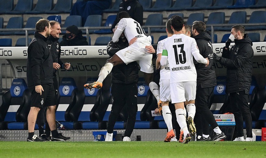 Bielefeld, Schueco Arena, 02.01.21, GER, Herren, 1.Bundesliga, Saison 2020-2021, DSC Arminia Bielefeld - Borussia Moenchengladbach Bild: Breel Embolo Gladbach jubelt nach seinem Tor zum 0:1 NRW Deutsc ...