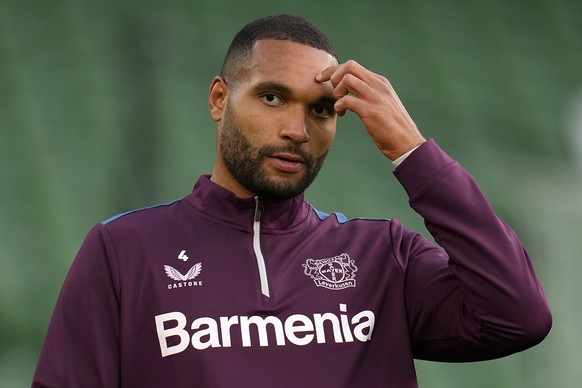 Leverkusen&#039;s Jonathan Tah pauses during a training session one day ahead of the Europa League soccer Final between Atalanta and Bayer Leverkusen at the Aviva Stadium in Dublin, Ireland, Tuesday,  ...
