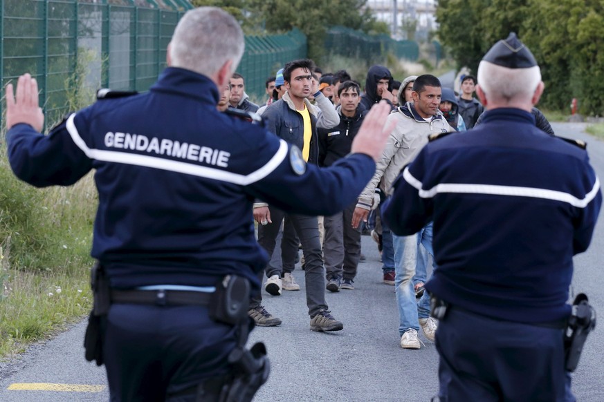 Flüchtlinge am Eurotunnel.