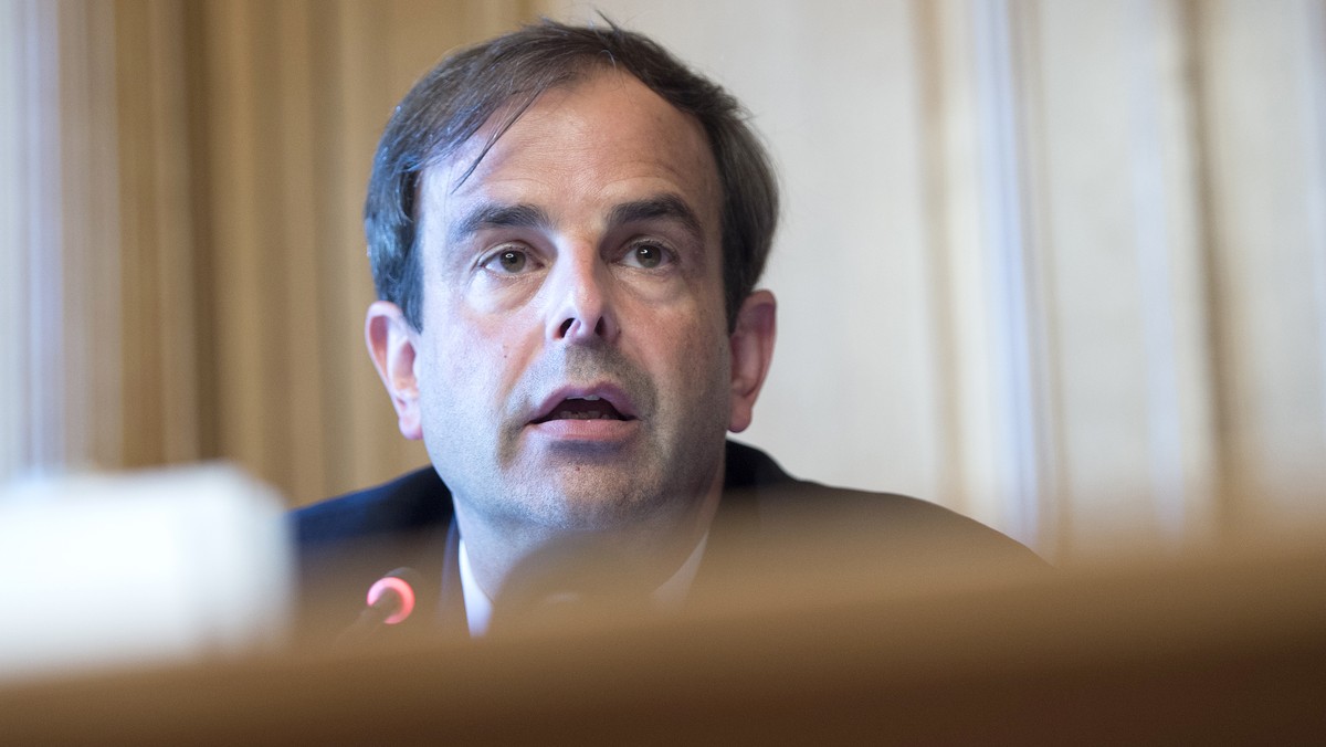 Nationalrat Gerhard Pfister, Immunitaetskommission des Nationalrates (IK-N), waehrend des Point de Presse, ueber die "Immunitaet von Nationalraetin Christa Marktwalder, Walter Mueller, am Donners ...