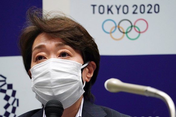 epa09083372 Seiko Hashimoto, President of the Tokyo 2020 Organizing Committee of the Olympic and Paralympic Games, speaks during a press conference in Tokyo, Japan, 19 March 2021. EPA/Eugene Hoshiko / ...