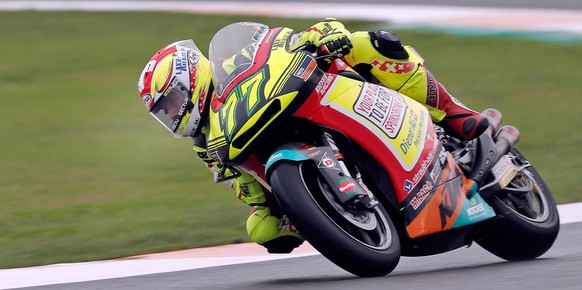 epa07172565 Swiss Moto2 rider Dominique Aegerter (C), of Kiefer Racing team, takes a bend during a free training session at Ricardo Tormo Circuit, in Cheste, outside Valencia, eastern Spain, 17 Novemb ...