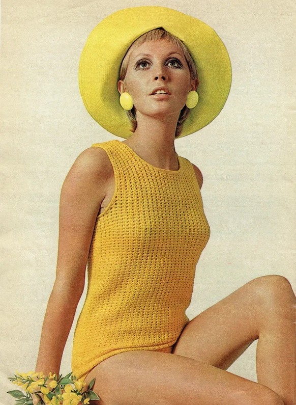 60s &amp; 70s Als Häkeln und Stricken plötzlich sexy wurden. 

https://blog.vintagepatternsdazespast.com/free-vintage-crochet-knitting-dress-romper-shell-patterns/