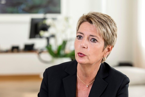 «Es ist in der Schweiz noch nie ein Richter abgewählt worden aufgrund eines Urteils»: Bundesrätin Karin Keller-Sutter.