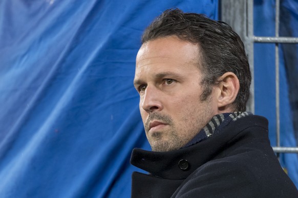 Basels Sportchef Marco Streller beobachtet das Fussball Meisterschaftsspiel der Super League zwischen dem FC Basel 1893 und dem BSC Young Boys kurz vor Schluss im Stadion St. Jakob-Park in Basel, am S ...