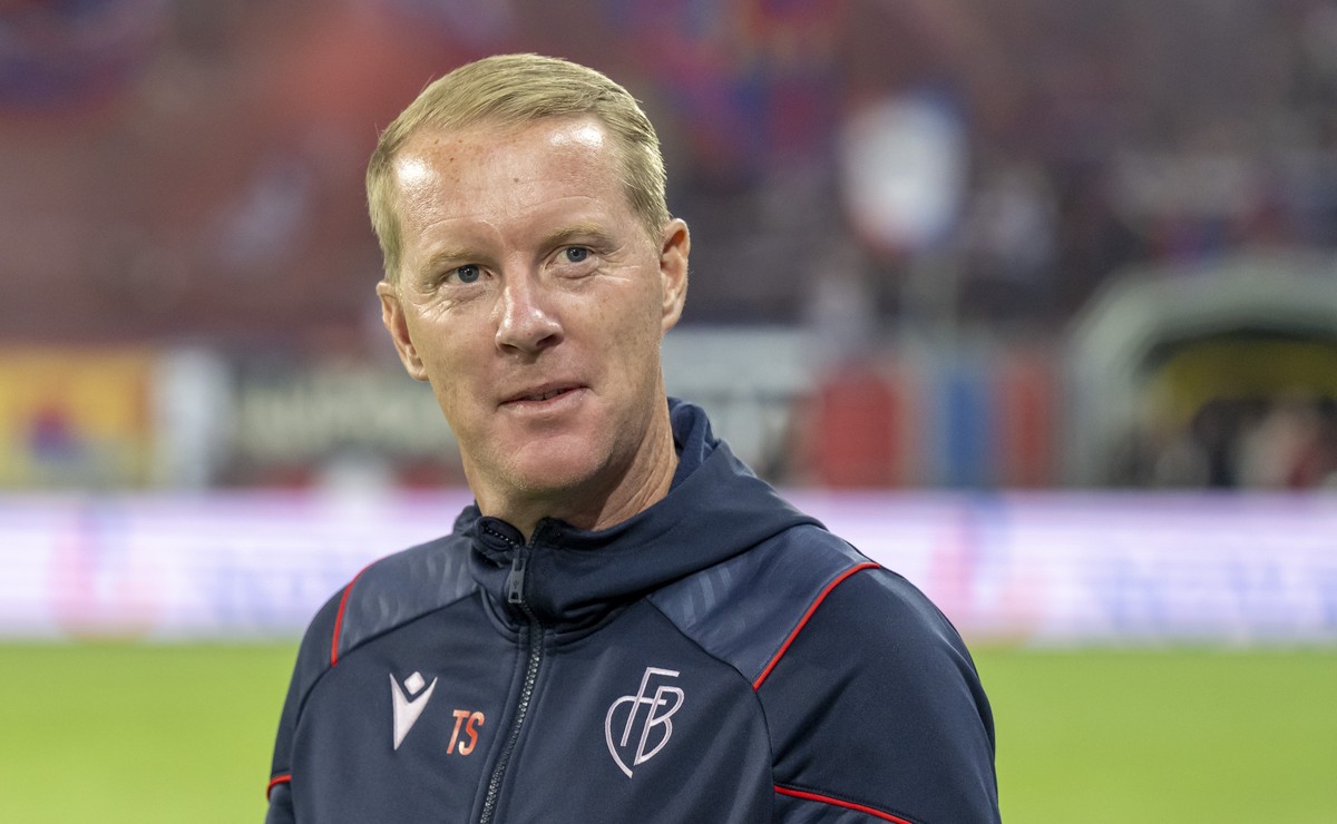 Basels Cheftrainer Timo Schultz im Fussball Meisterschaftsspiel der Regular Season der Super League zwischen dem FC Basel 1893 und dem FC Luzern im Stadion St. Jakob-Park in Basel, am Donnerstag, 28.  ...