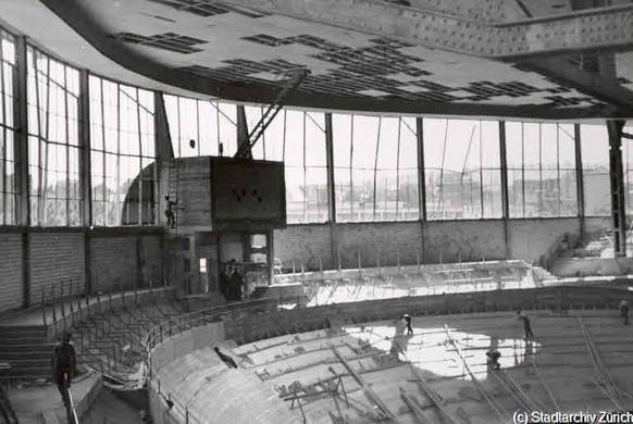 1939: Ballon-Explosion, Hallenstadion