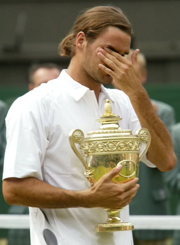 2003: Federer s. Philippoussis 7:6 (7:5), 6:2, 7:6 (7:3)
Auf dem Weg in den Final gibt Roger Federer nur einen Satz ab. Im Halbfinal setzt er sich klar gegen Favorit Andy Roddick durch. Schwierige Mom ...