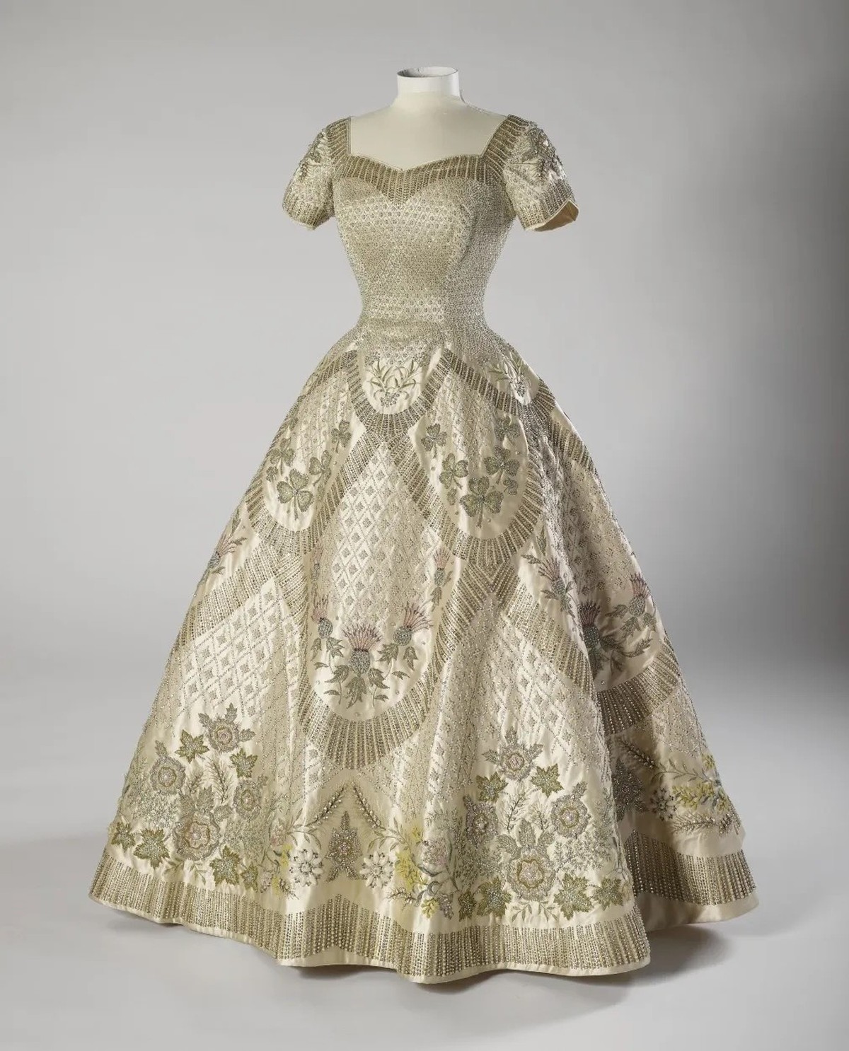 Krönungskleid von Queen Elizabeth, 1953