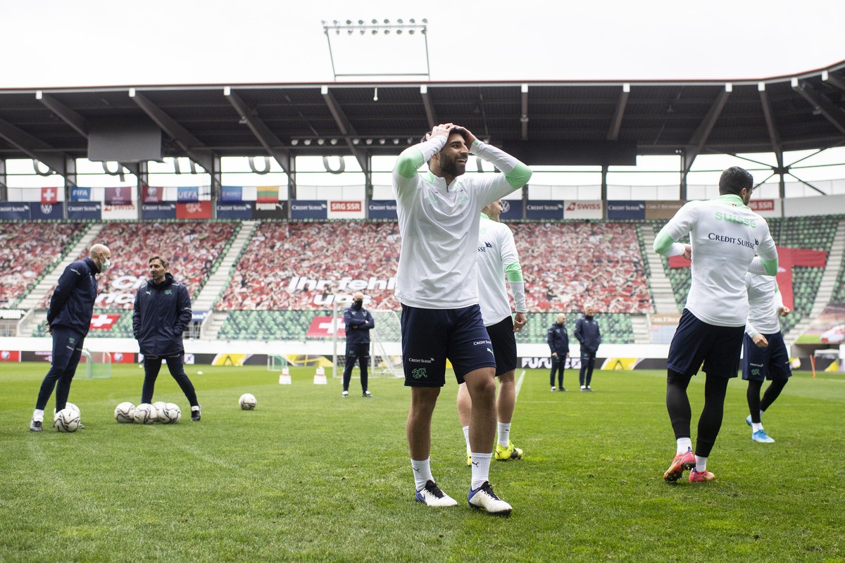 Switzerland's national soccer team during a training session at the kybunpark stadium in St. Gallen, Switzerland, Saturday, March 27, 2021. Switzerland will play against Lithuania in a Group C of ...