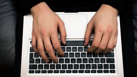 Laptop Notebook Knie