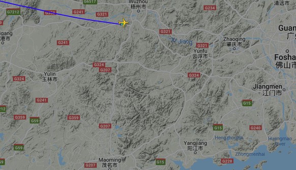 Der Flug stoppte Südlich von Wuzhou.