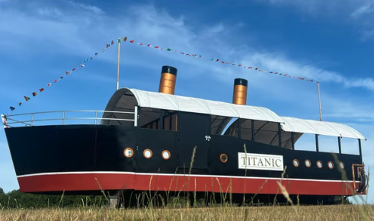 polémique autour d’un toboggan Titanic
