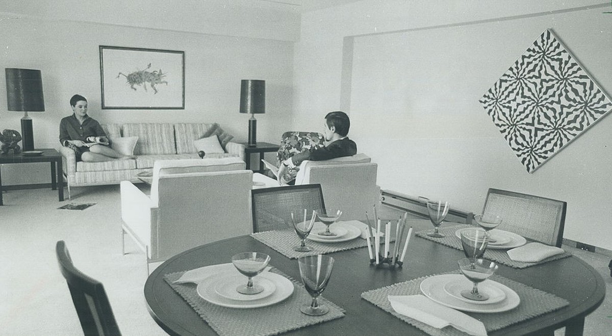 CANADA - 	22. April 1967: The apartment dweller of the future could find himself in a luxurious room - habitat style. Each Habitat apartment has its own garden and each gets some sun every day. Houses ...