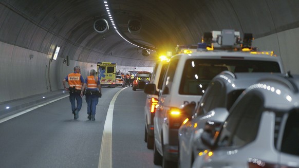 Eschenbach SG: Frau stirbt bei Unfall im Balmenraintunnel