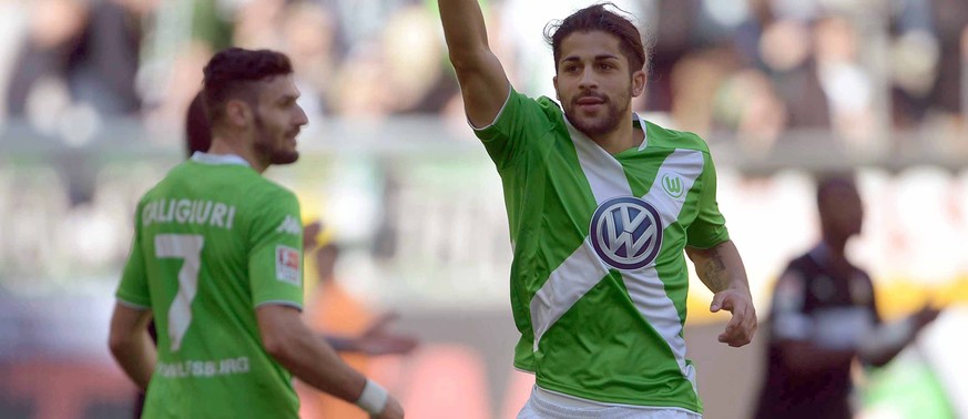 Ricardo Rodriguez feiert seine Tore 5 und 6 in dieser Saison.