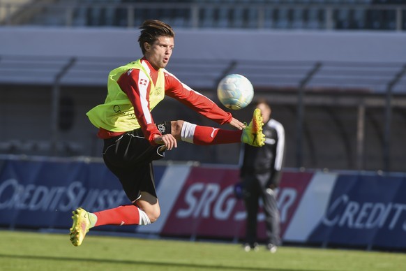 08.11.2016; Lugano; FUSSBALL WM-QUALI - TRAINING SCHWEIZ;
Valtenin Stocker (SUI) 
(Andy Mueller/freshfocus)