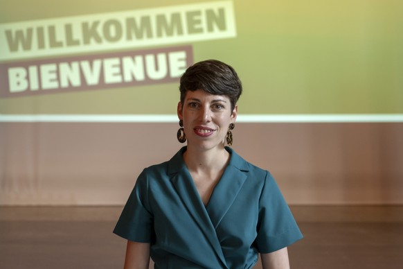 Die Praesidentin Lisa Mazzone an der Delegiertenversammlung der Partei Gruene Schweiz in Basel, am Samstag, 17. August 2024. (KEYSTONE/Georgios Kefalas)